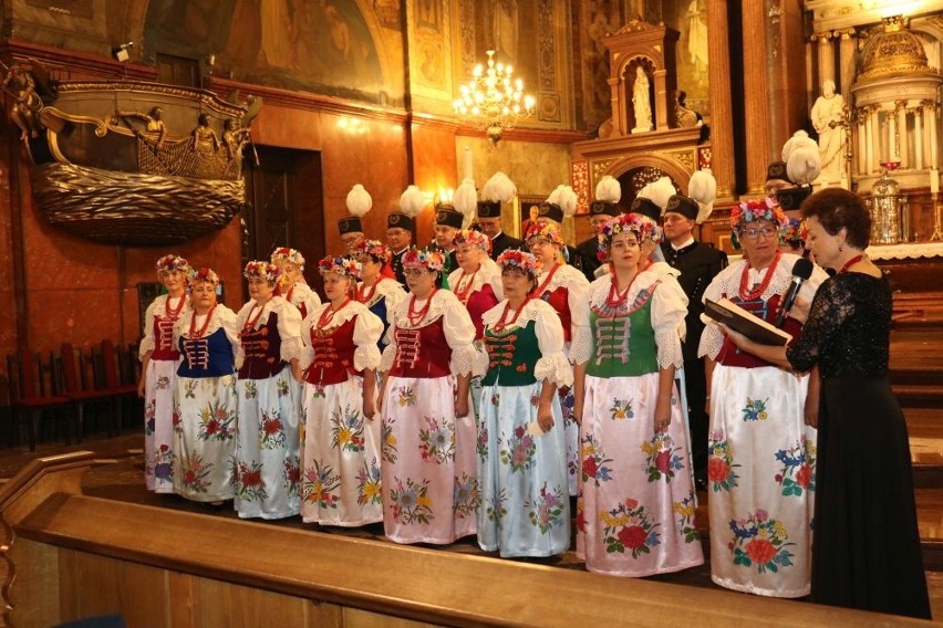 Śląski Chór Górniczy Polonia Harmonia z Piekar Śląskich działa już od 100 lat!