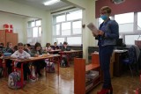 Trudna sytuacja w oświacie. W Polsce brakuje blisko 250 tysięcy nauczycieli. Co z wynagrodzeniami?