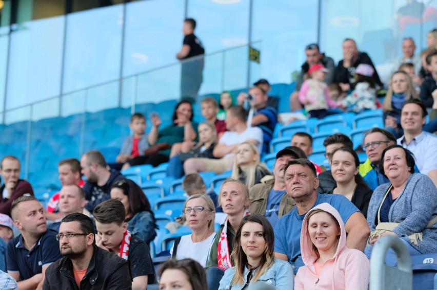 Kibice na meczu Reprezentacji Artystów Polskich na Arenie Lublin. Znajdź się na zdjęciach! [FOTO, WIDEO]