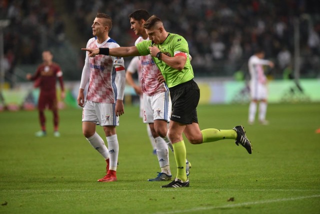 Legia Warszawa nie dała szans Górnikowi Zabrze w starciu 14. kolejki Lotto Ekstraklasy.