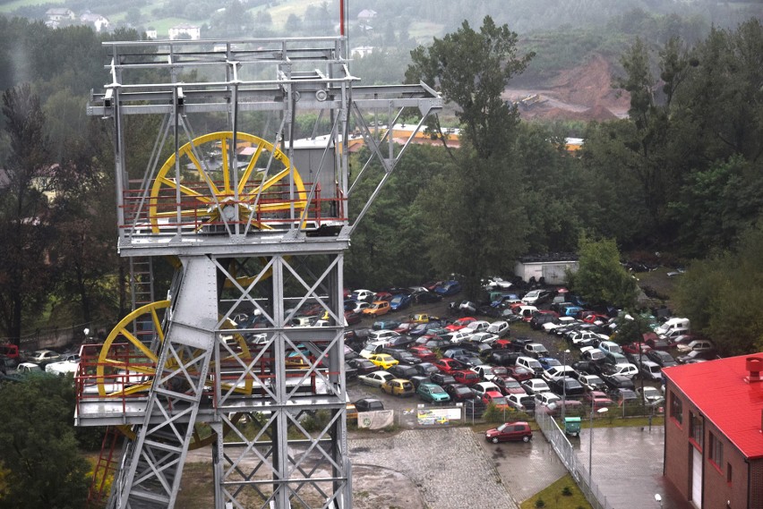 Rybnik: Z wieży kopalni "Ignacy" rozciąga się niezwykły widok na Rybnik i Radlin. ZOBACZ ZDJĘCIA!