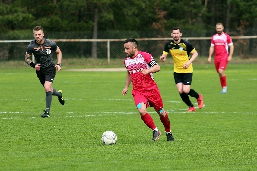 Rozpoczyna się runda wiosenna w Hummel 4 Lidze. Z kim zagrają zespoły z powiatu kieleckiego? GKS Nowiny zmierzy się z Orlętami Kielce