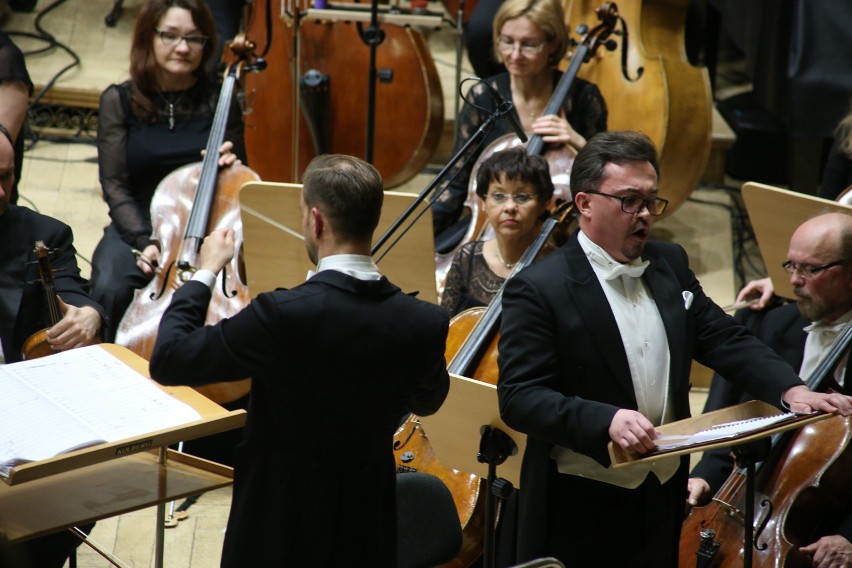 Robert Gierlach i Orkiestra Filharmonii Poznańskiej pod...