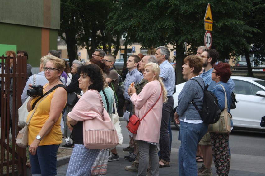 Warszawski architekt Grzegorz Mika odkrywał sekrety gdyńskiego modernizmu. Tym razem na Grabówku