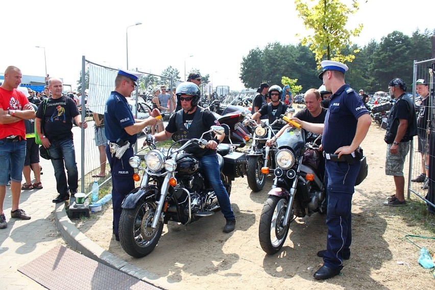 Woodstock 2014: Parada motocykli. Policjanci zabezpieczali imprezę (wideo, zdjęcia)