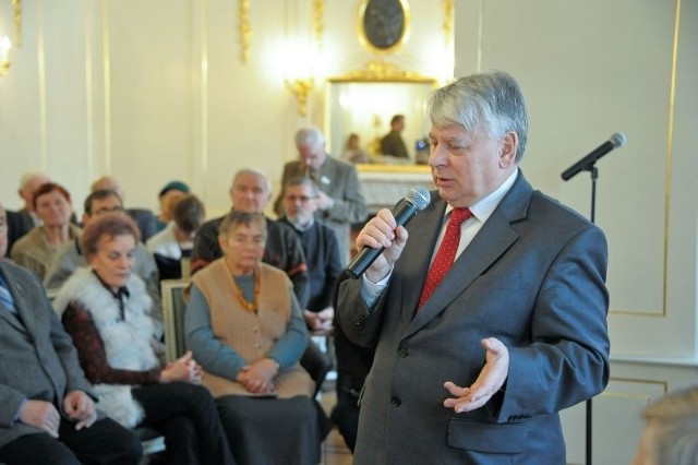 Bogdan Borusewicz na spotkaniu z białostockimi Sybirakami.