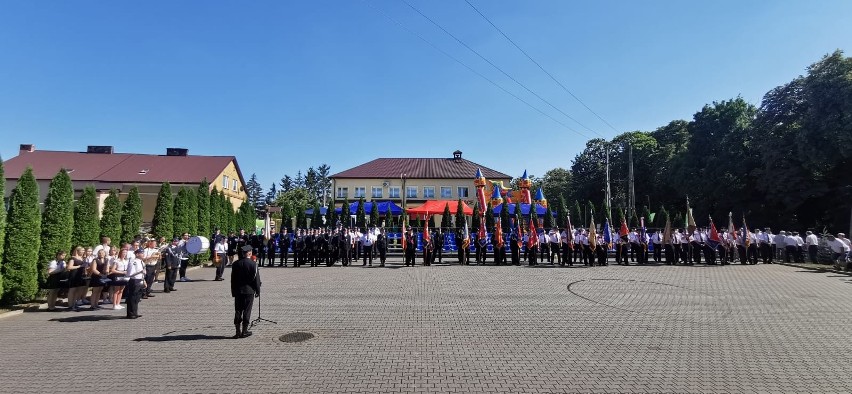 Strażacy z Bejsc uroczyście świętowali stulecie swojej jednostki. Najpierw modlitwa, późnej medale, a na koniec doskonała zabawa. Zdjęcia