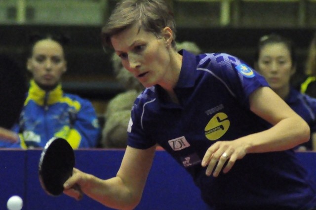 W pierwszej grze wieczoru Wiktoria Pawłowicz wygrała z Pauline Chasselin.