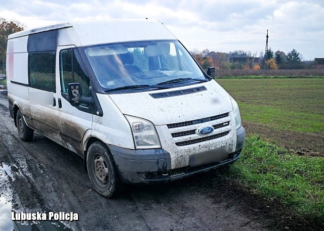 Mężczzyna ukradl auto z placu budowy