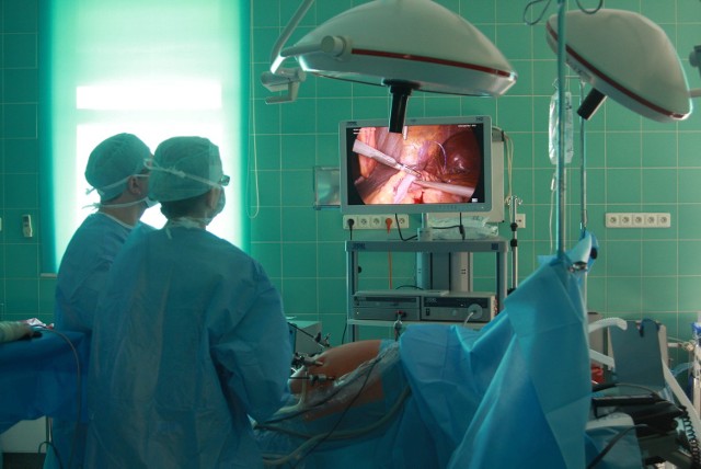 W miniony piątek lekarze ze szpitala przy Staszica wykonali laparoskopową resekcję części trzustki