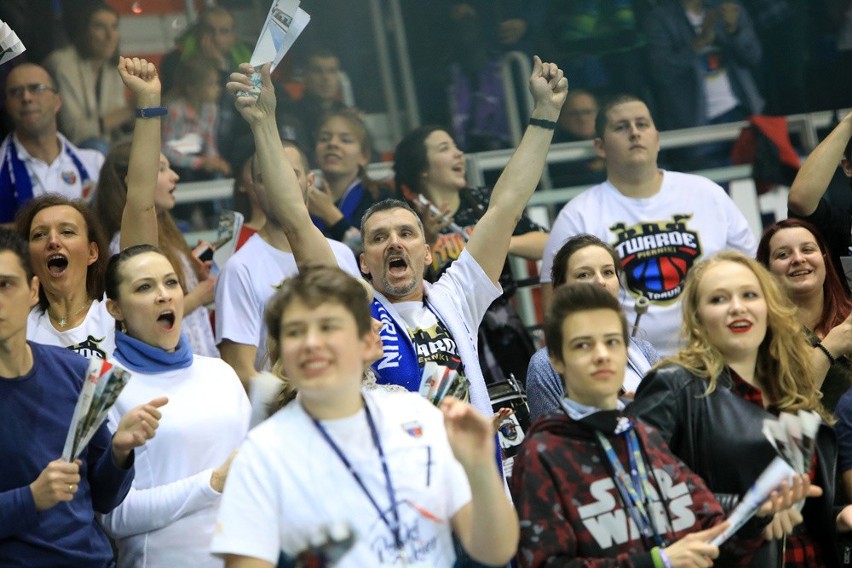 Byłeś na meczu koszykarzy Polskiego Cukru Toruń z MKS-em Dąbrowa Górnicza? Zobacz, czy jesteś na zdjęciu!