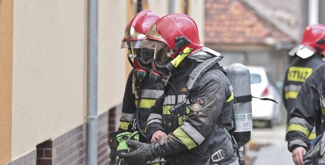 Rura gazowa została uszkodzona przez koparkę podczas prac ziemnych