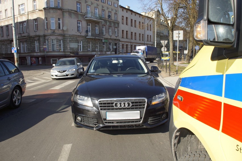 Potrącenie rowerzysty na ulicy Sienkiewicza w Słupsku