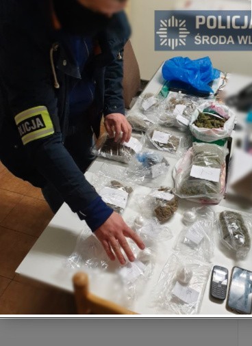 W mieszkaniach aresztowanego mężczyzny znaleziono m.in. marihuanę na 4 tys. porcji