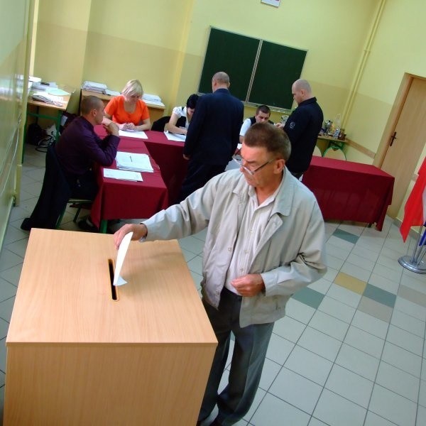 Głosowanie w gminie Strzelce Opolskie.