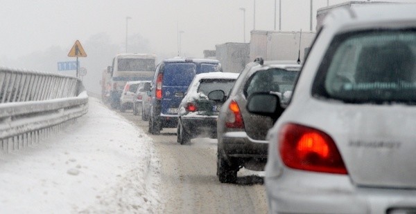 Synoptycy ostrzegają: Będzie padał śnieg z deszczem