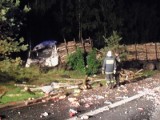 Wypadek w Pawłówku (zdjęcia). Dwie osoby nie żyją