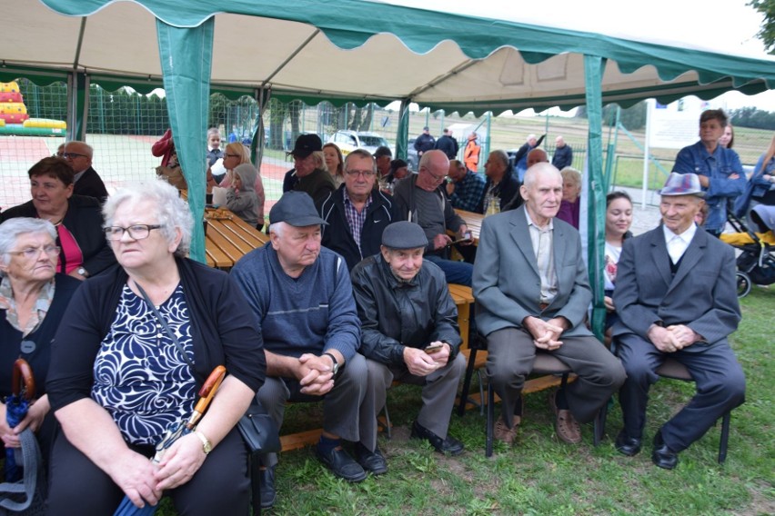 IX Gminny Przegląd Zespołów Folklorystycznych w Małyszynie. Zobacz zdjęcia z występów