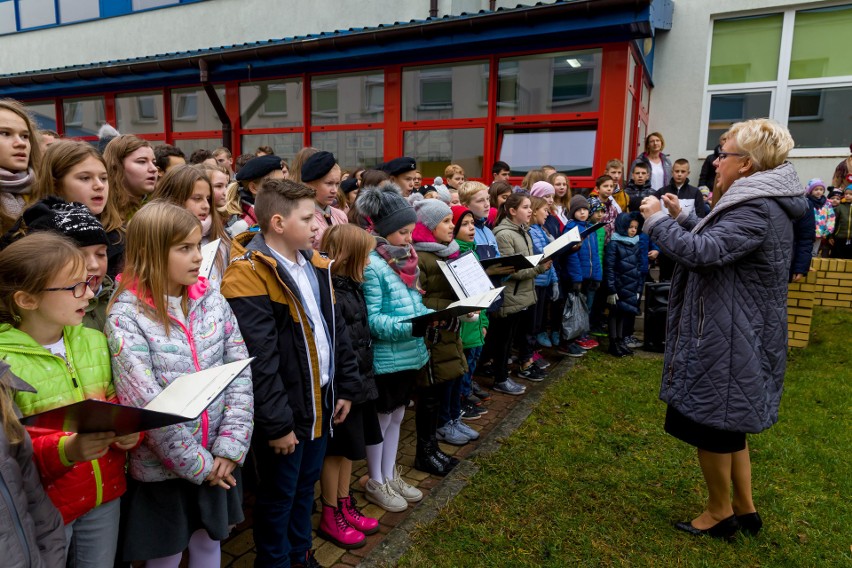 Turośń Kościelna. Kapsuła z życzeniami dla Polski ma być...