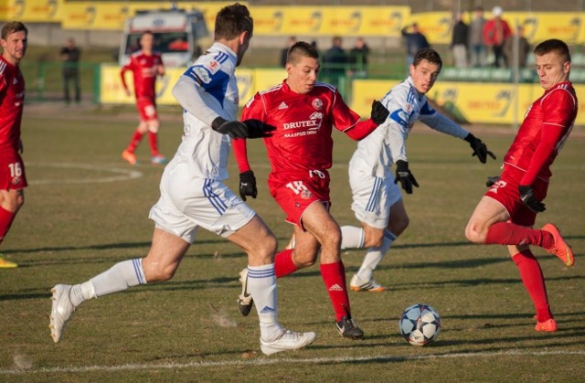 W Bytowie rozegrano piłkarski sparing z udziałem pierwszoligowego Druteksu-Bytovii (zdjęcie poglądowe)