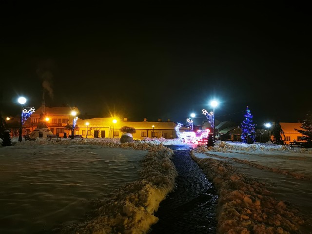 Zjawiskowe iluminacje świąteczne w Kunowie.