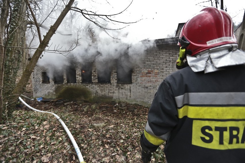 W środę (9 marca) straż pożarna gasiła pomieszczenie...