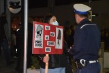 Strajk Kobiet. Sanepid w Nysie doniósł na uczestniczkę protestu. Uczestniczka protestu doniosła na sanepid