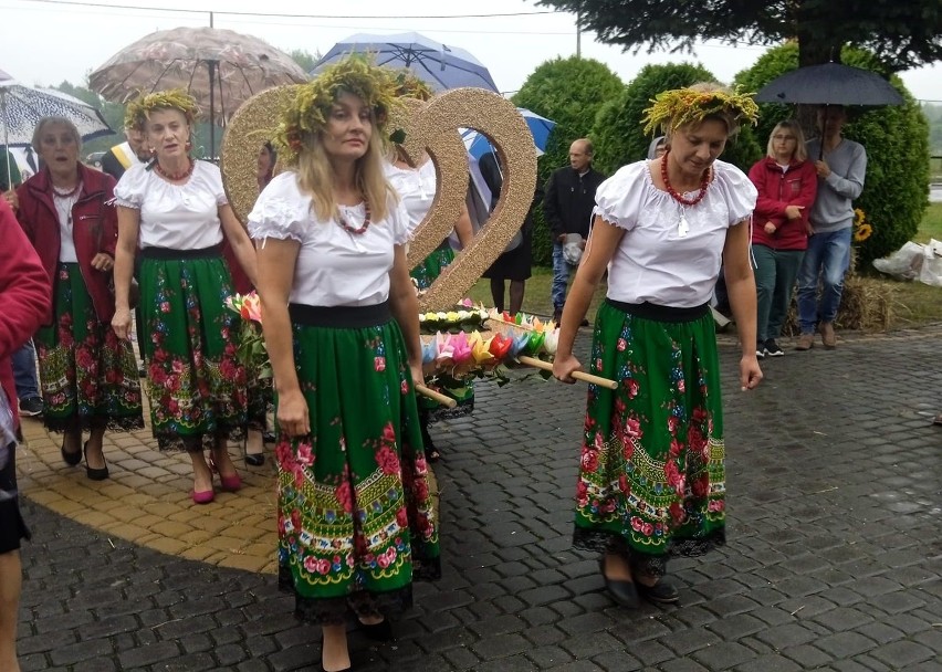 Dożynki w Pawłowie. Zobaczcie zdjęcia na kolejnych slajdach.