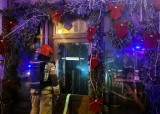 Strażacy zjawili się w pierogarni w Toruniu. W Nowy Rok 2023 gasili pożar... dekoracji świątecznej