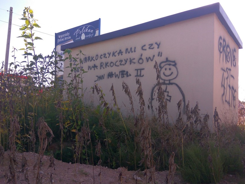 Dwuznaczne graffiti z papieżem Janem Pawłem II zniknie ze...