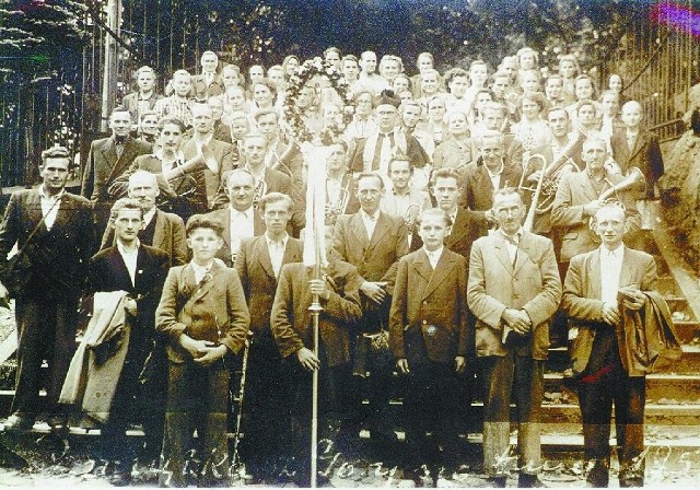 Rok 1953. Orkiestra z Chudoby na Górze św. Anny.