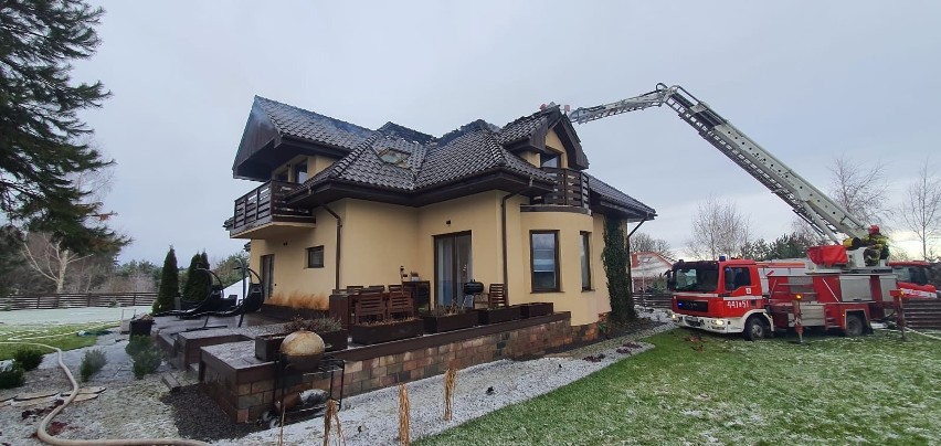 Pożar domu w Wałdowie Szlacheckim pod Grudziądzem. W budynek...