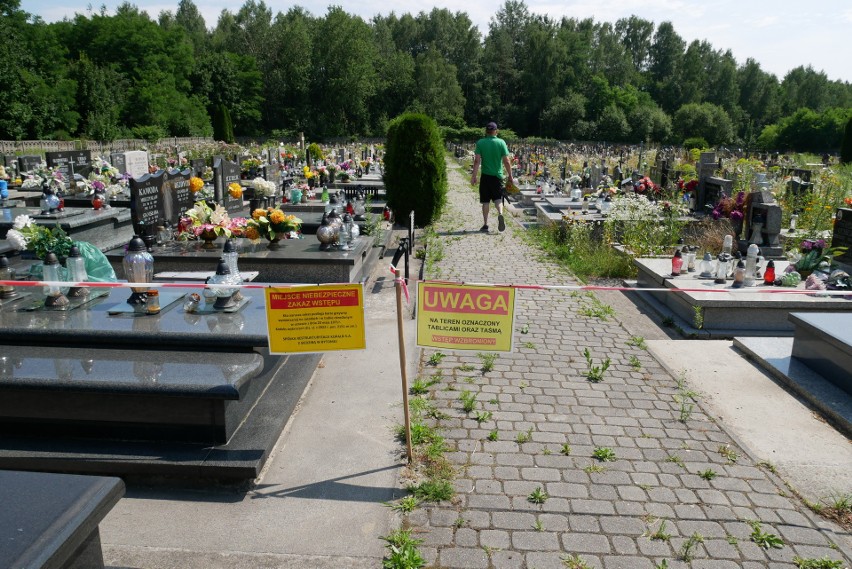 Zapadliska w Trzebini. Rozpoczęły się prace na cmentarzu