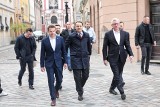 Minister Spraw Zagranicznych Radosław Sikorski "na urlopie" w Poznaniu. Przy okazji poparł Jacka Jaśkowiaka