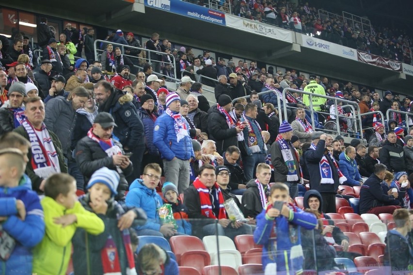 Kibice Górnika Zabrze na meczu z Lechem Poznań