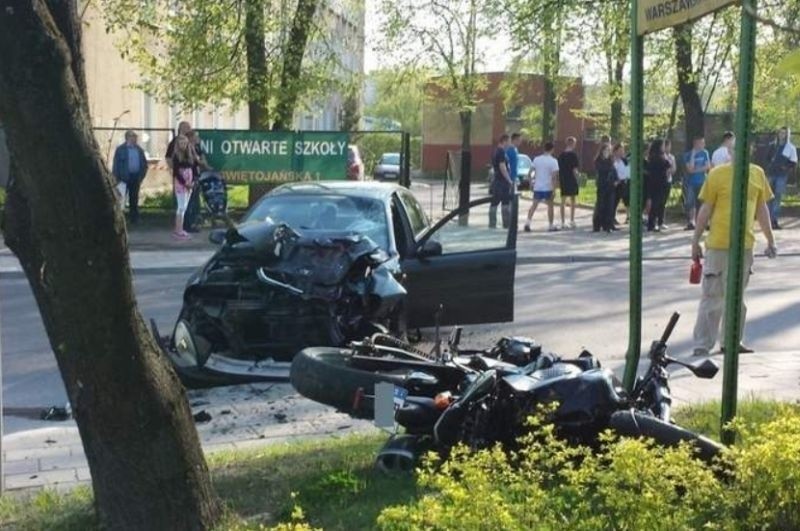 Wypadek motocyklisty na ul. Warszawskiej