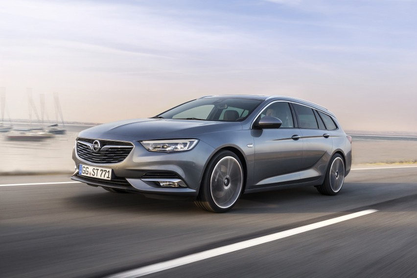 Opel Insignia Sports Tourer...