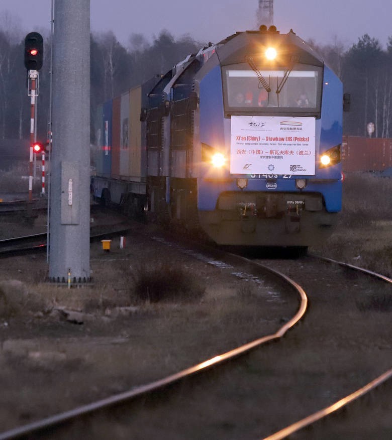 Z Chin do Sławkowa dotarło w 2020 roku 40 pociągów Zobacz...