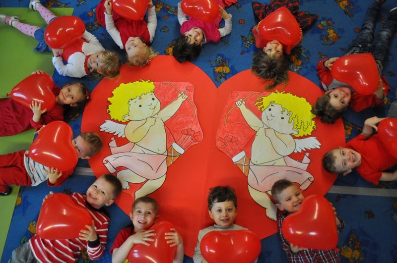 Walentynki w Punkcie Przedszkolnym Kangurek w Ostrołęce (zdjęcia)