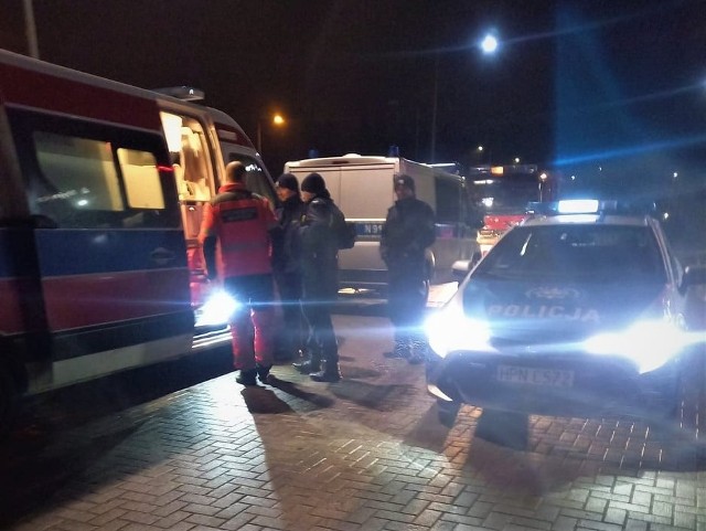 Obecny na miejscu Zespół Ratownictwa Medycznego przetransportował mieszkańca Bytowa do szpitala.