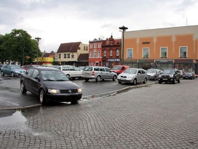 Specjalny zespół architektów i historyków powinien stworzyć przyszły wygląd placu Pokoju.