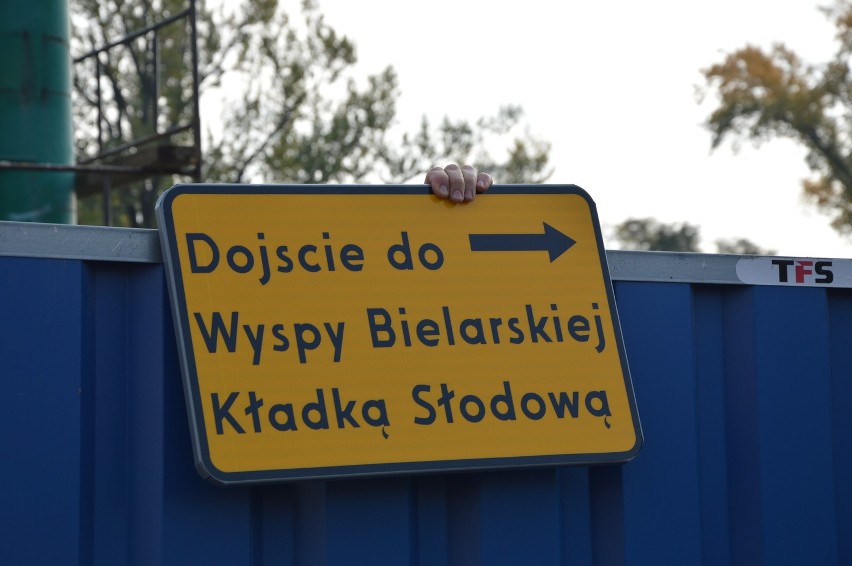 Żabia Kładka zamknięta na miesiąc