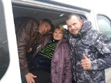 Ukraińskie małżeństwo dziękuje za pomoc. Dzięki niej wróciło do swoich dzieci i wnuka