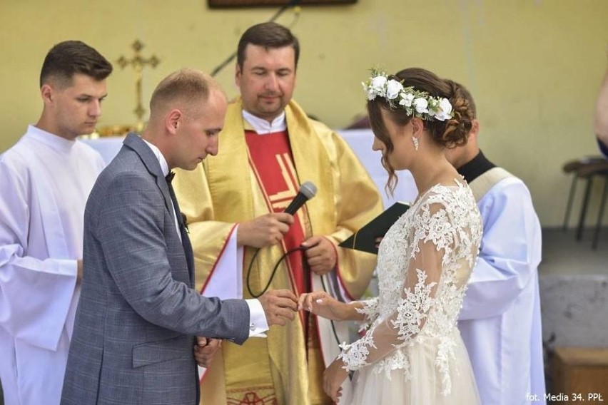 Justyna Kajko z Kolna i Daniel Krajza z Ostrowi Mazowieckiej wzięli ślub na pielgrzymce