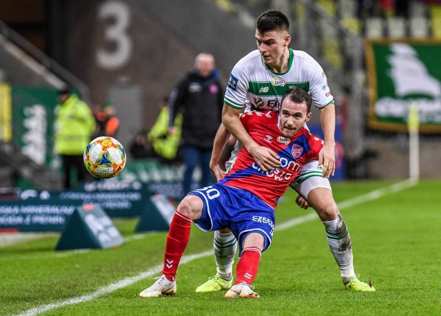 21.12.2019 gdanskenerga stadion gdansk. pko ekstraklasa. 20. kolejka sezonu 2019/2020. mecz lechia gdansk - rakow czestochowana zdjeciu: milosz szczepanski (30) karol fila (19)fot. przemek swiderski / polska press / dziennik baltycki