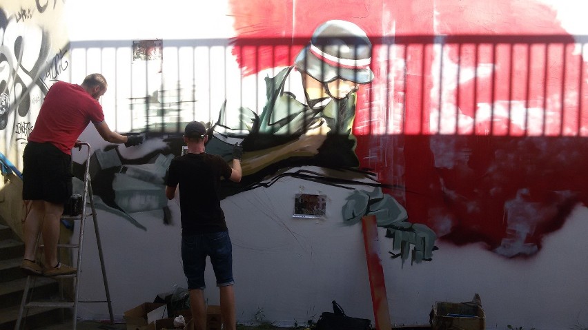 Sosnowiec: w Zagórzu powstaje mural z okazji rocznicy powstania warszawskiego [ZDJĘCIA]