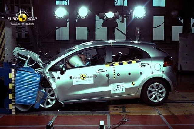 Nowe testy zderzeniowe Euro NCAP - zobacz filmy