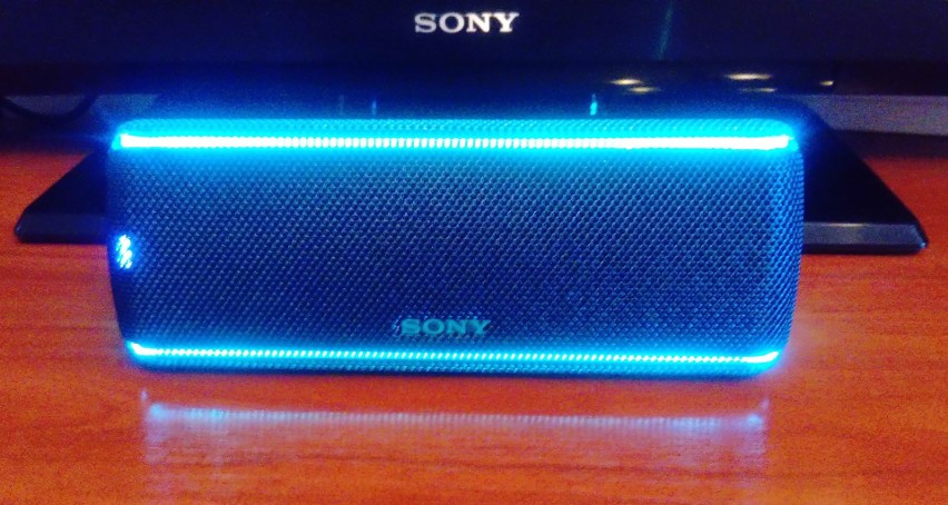 Ten głośnik przypomina brzmieniem stare, dobre Sony sprzed 30 lat. Oto SRS XB-31 [NASZ TEST, FILM] - Laboratorium, odc. 30