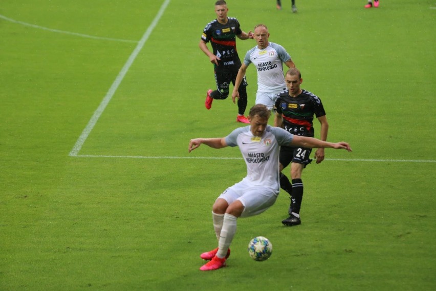 GKS Tychy przegrał z Puszczą Niepołomice 0:1...