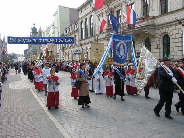 Ulicami Gniezna przejdzie procesja z relikwiami św. Wojciecha